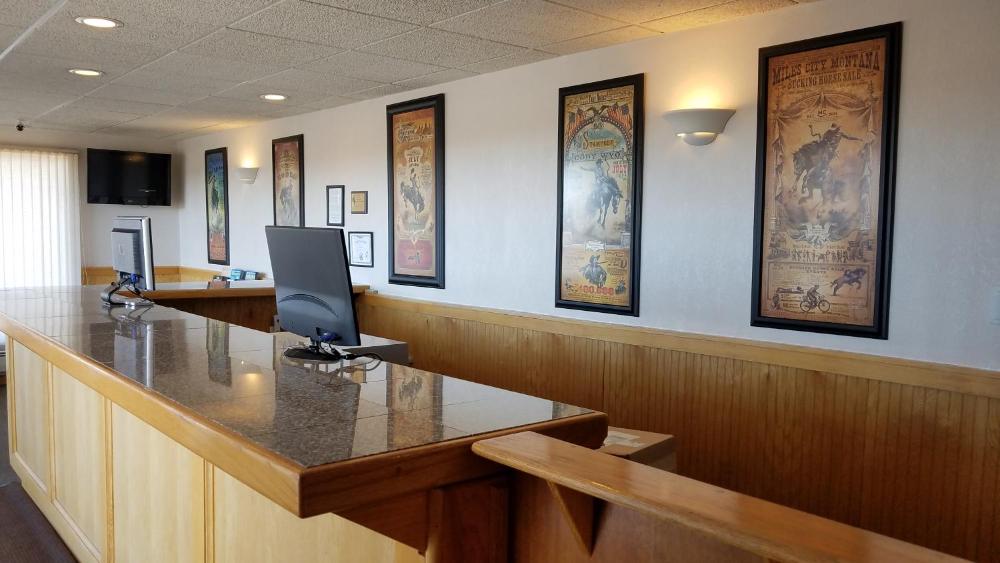Motel 8 Laramie